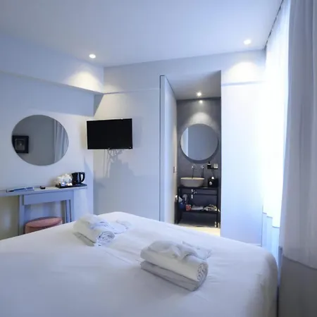 Boutique De La 3*