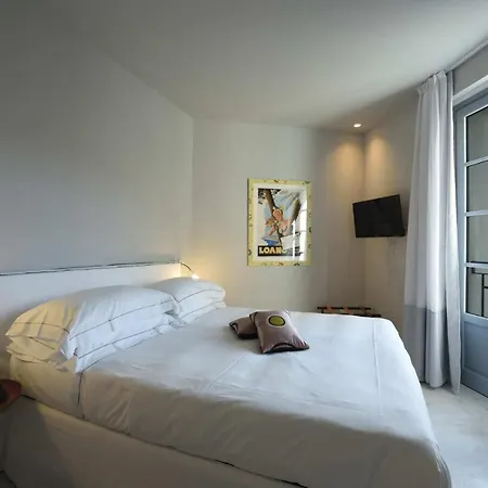 Boutique De La Hotel